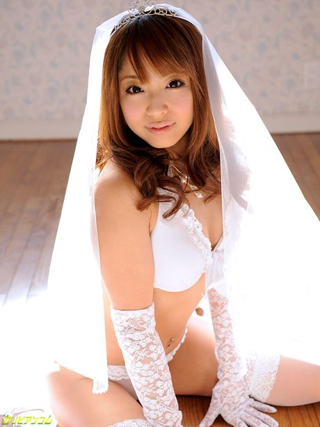 Mirei Oomori Bikini Wedding Gangbang